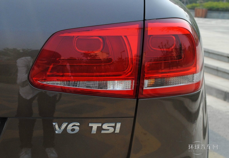 2011款 3.0TSI V6 豪華型