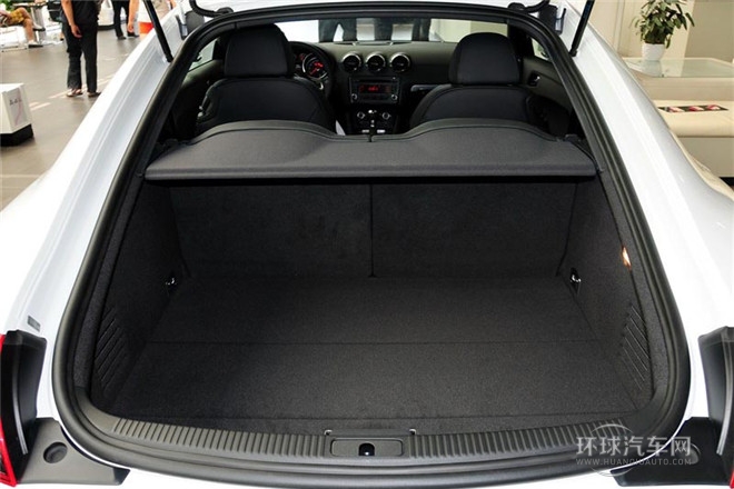 2013款 TT Coupe 45 TFSI 白色經典版