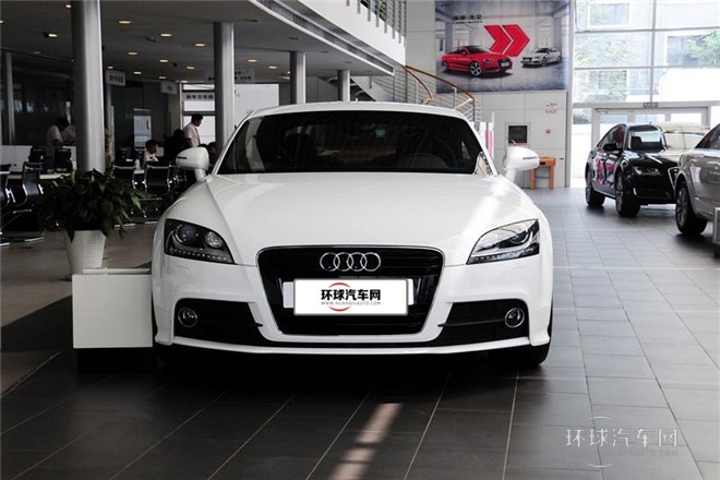 2013款 TT Coupe 45 TFSI 白色經典版