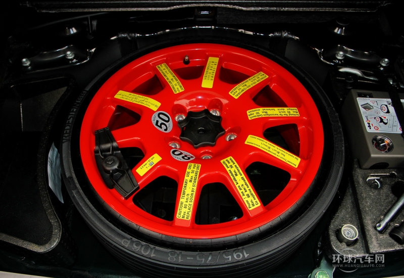 2013款 3.0TSI V6 限量奢華版