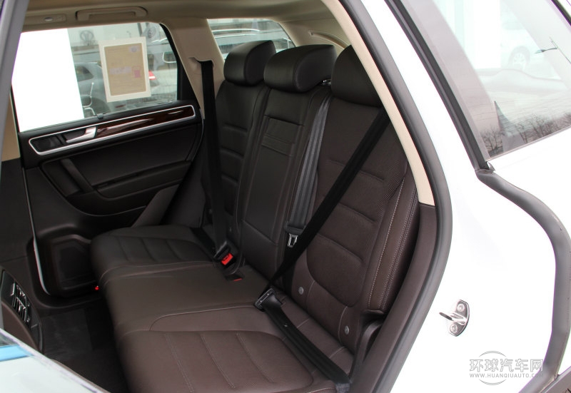 2013款 3.6L V6 越野增強豪華型