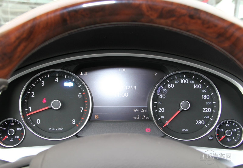 2013款 3.6L V6 越野增強豪華型