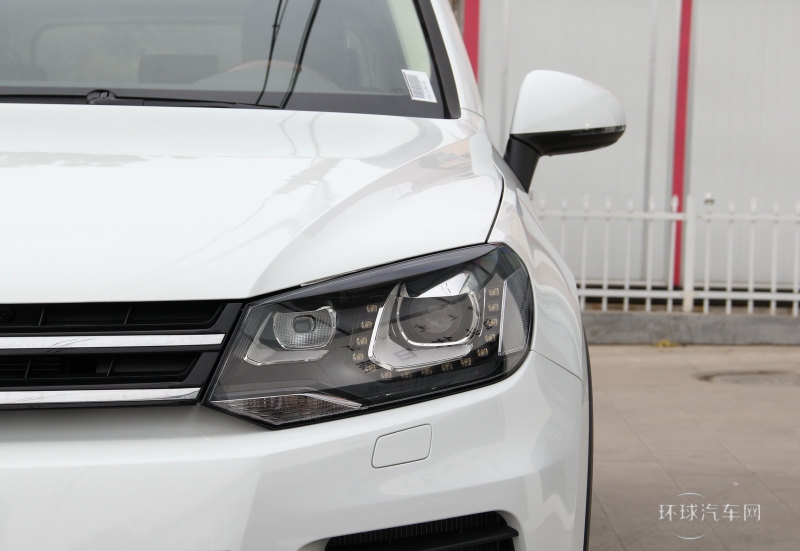 2013款 3.6L V6 越野增強豪華型