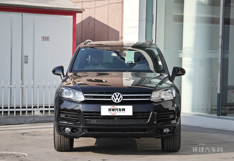 2014款 3.0TSI V6 黑色探險者