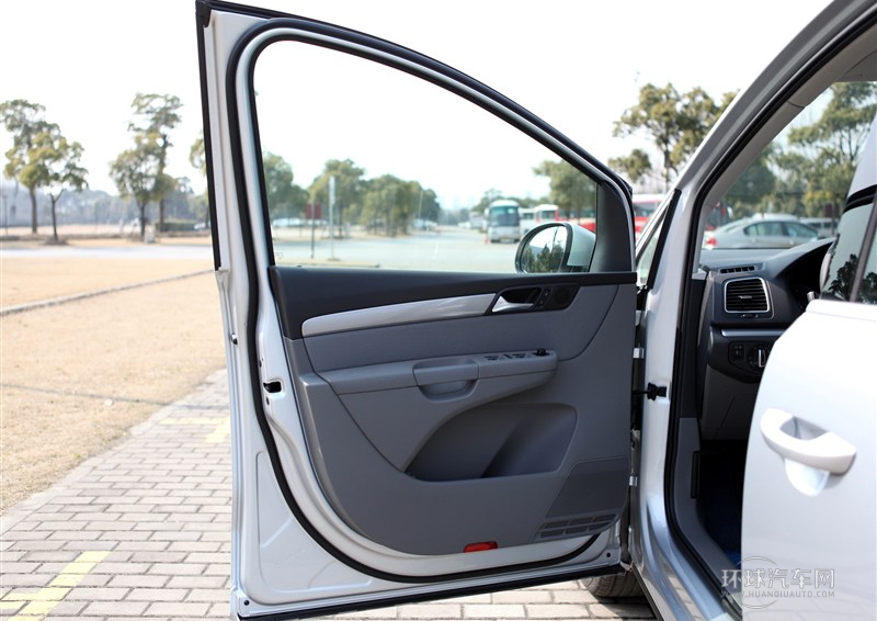 2012款 2.0TSI 標配型 歐IV