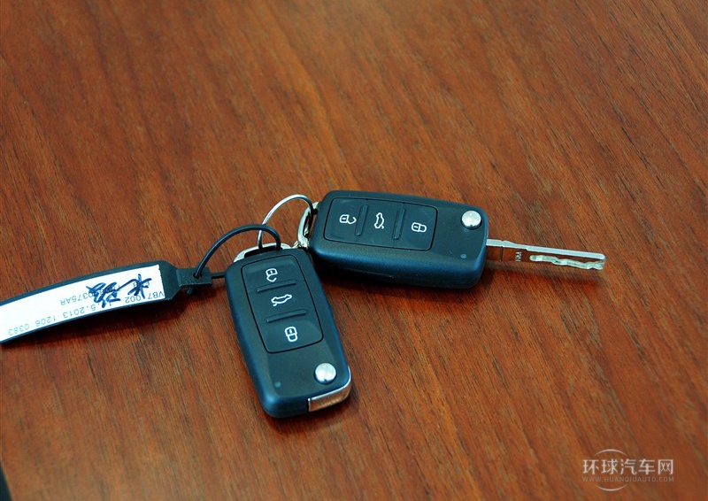 2013款 1.8TSI 標(biāo)配型 歐V