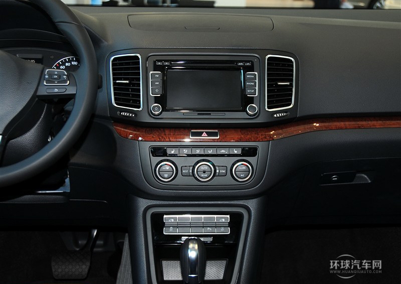 2013款 1.8TSI 舒適型 歐V