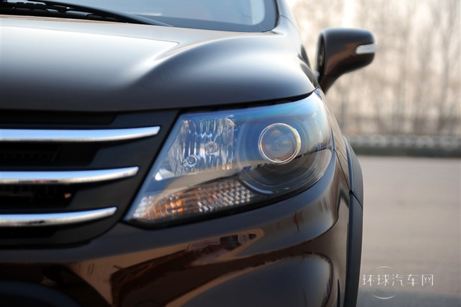 2013款 1.8T 尊貴型