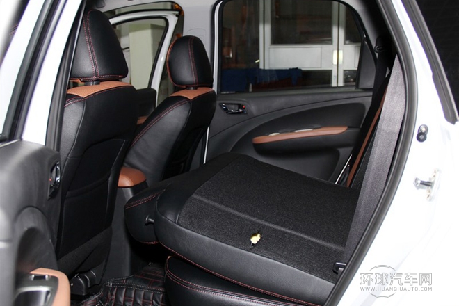 2013款 1.8T 尊享型