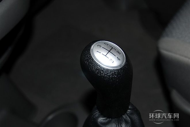 2014款 M3 1.6L 7座豪華型