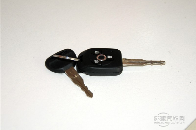 2014款 M3 1.6L 7座舒適型