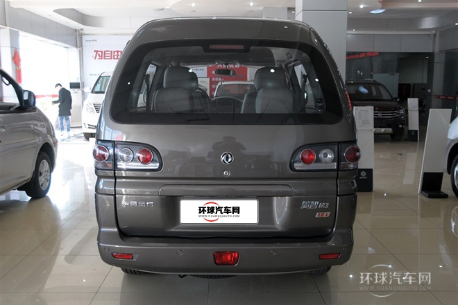 2014款 M3 1.6L 7座舒適型