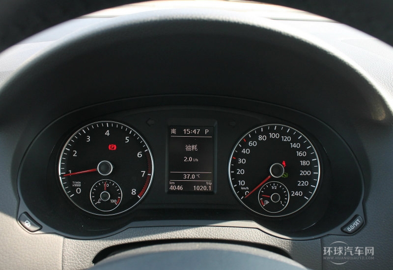 2013款 2.0TSI 豪華型 歐V