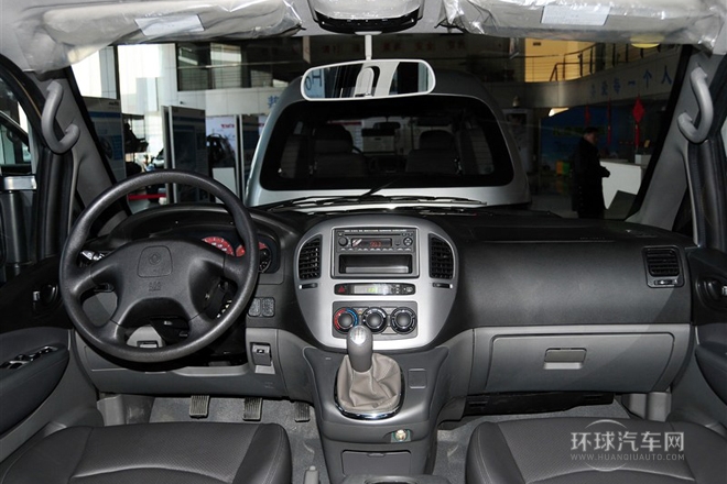 2014款 M5 Q3 2.0L 7座短軸豪華型