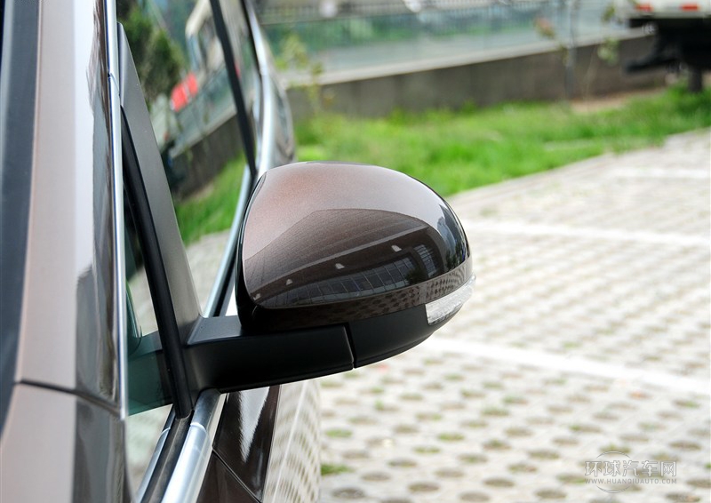 2013款 2.0TSI 舒適型 歐V