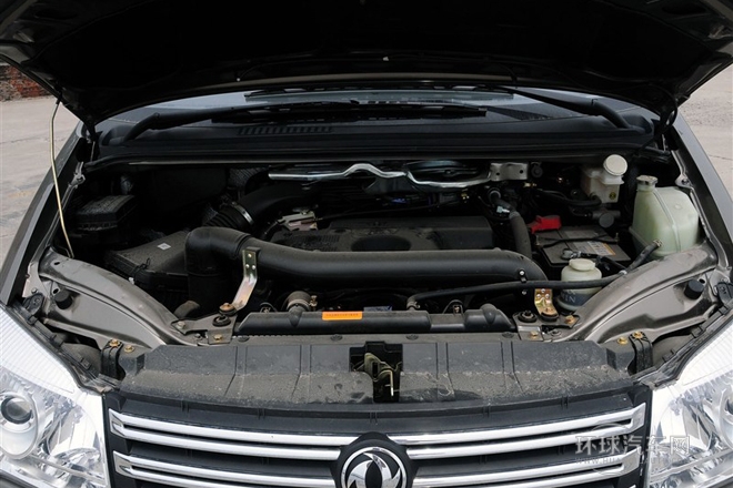 2014款 M5 Q3 2.0L 7座長(zhǎng)軸豪華型