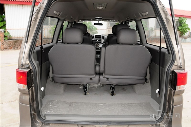 2014款 M5 Q3 2.0L 7座長軸豪華型