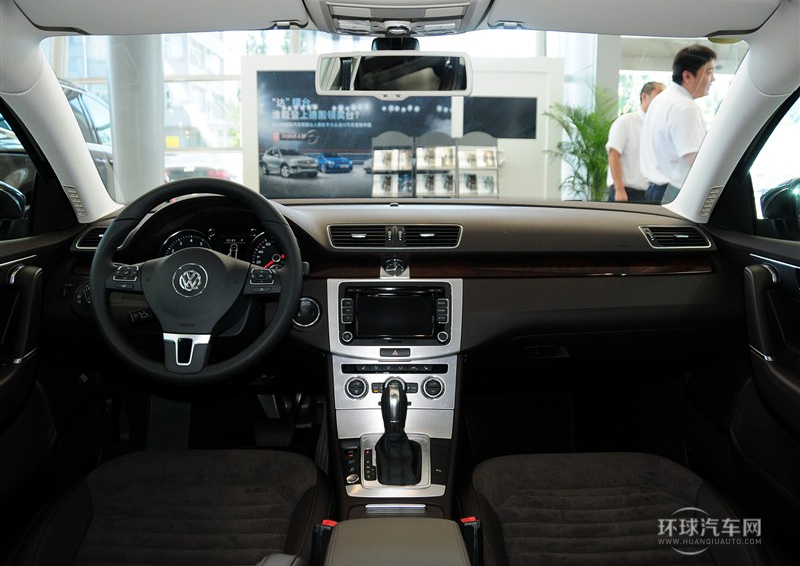 2012款 旅行版 2.0TSI 舒適型