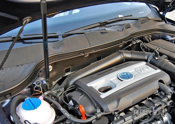 2012款 旅行版 2.0TSI 四驅豪華型