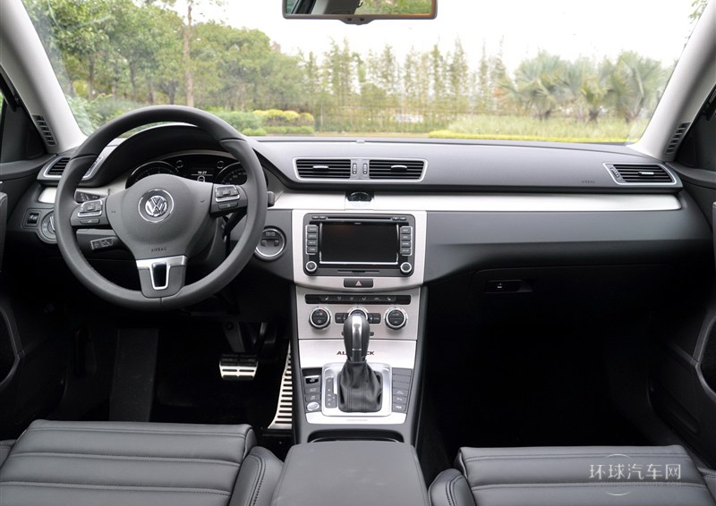 2012款 旅行版 2.0TSI 四驅豪華型