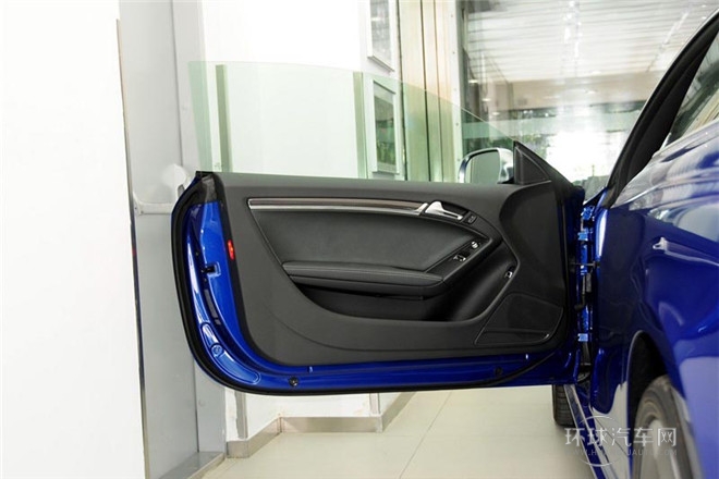 2014款 RS 5 Coupe 特別版