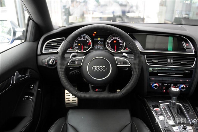 2014款 RS 5 Coupe 特別版