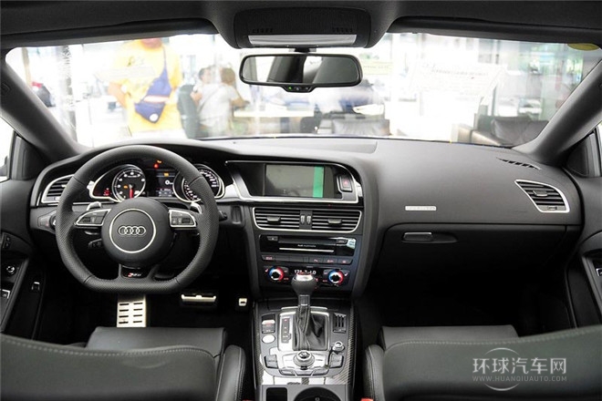 2014款 RS 5 Coupe 特別版