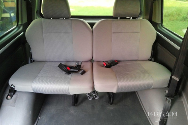 2014款 V3 1.5L 7座標準型II