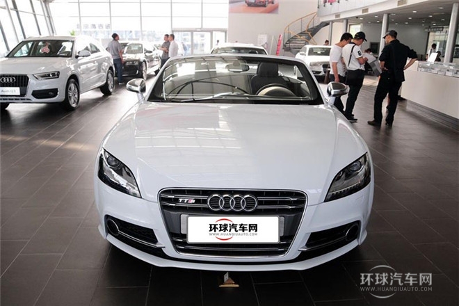 2013款 TTS Roadster 2.0TFSI quattro
