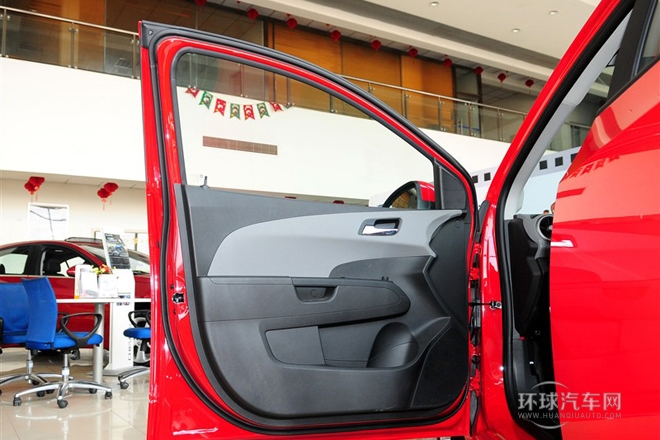 2011款 兩廂 1.4L AT SL