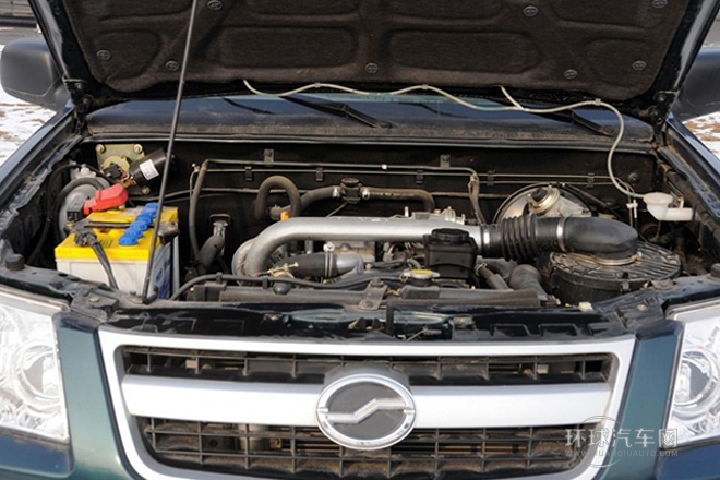 2010款 2.4T柴油標準型4D25