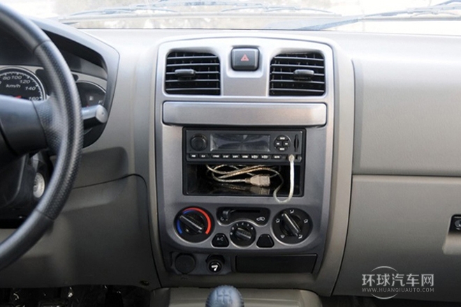 2010款 2.4T柴油標(biāo)準(zhǔn)型4D25