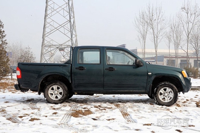 2010款 2.4T柴油標準型4D25