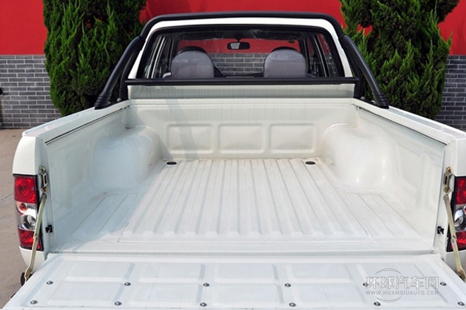 2009款 2.4T柴油超豪華型