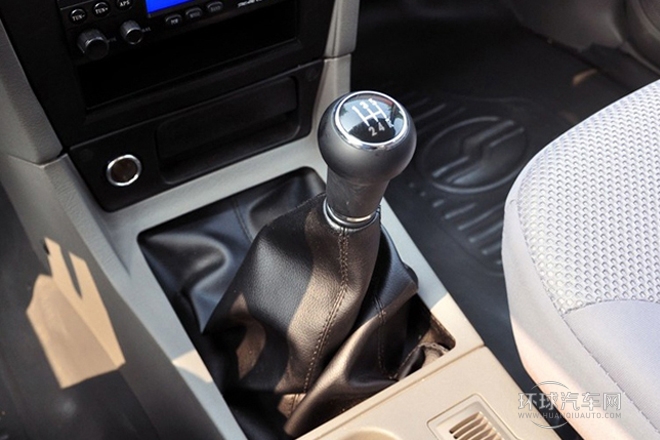 2009款 2.4T柴油超豪華型