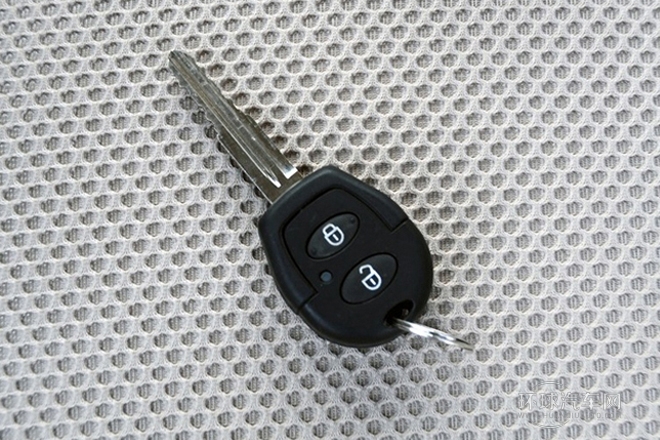 2012款 2.8T兩驅(qū)柴油版中軸