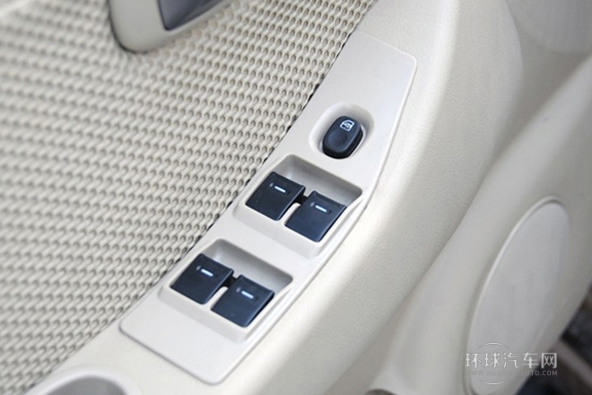 2012款 2.8T兩驅(qū)柴油版中軸