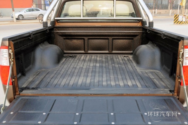 2012款 2.8T兩驅柴油版中軸