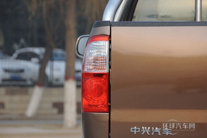 2012款 2.8T兩驅柴油版中軸