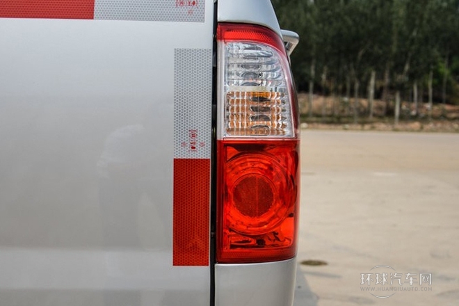 2013款 2.8T兩驅柴油版中軸