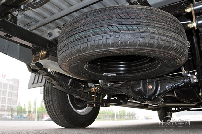 2014款 2.8T兩驅柴油VP泵實用型中雙