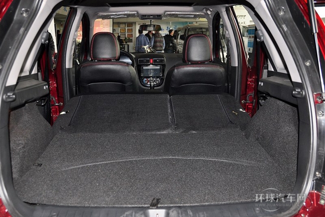 2013款 1.6L 尊貴型