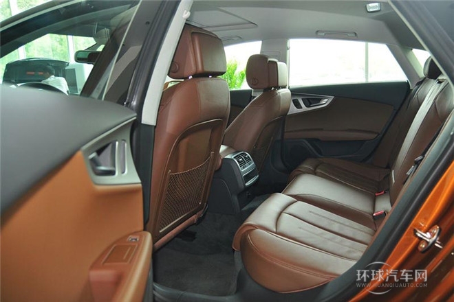 2014款 30 FSI 時尚型