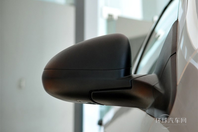 2011款 三廂 1.4L AT SL