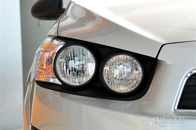 2011款 三廂 1.4L AT SL