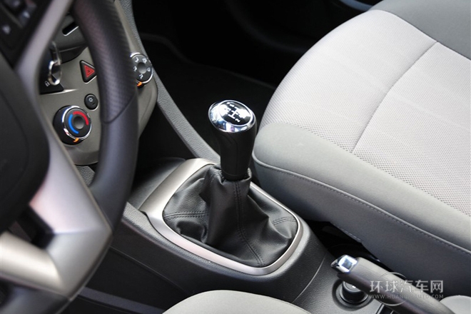 2011款 三廂 1.4L MT SE