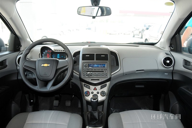 2011款 三廂 1.4L MT SL