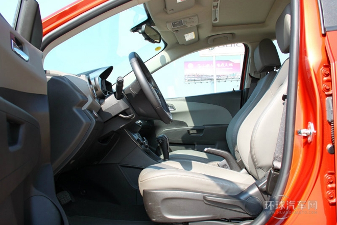 2013款 兩廂 1.6L AT SX 風尚影音版