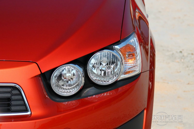 2013款 兩廂 1.6L AT SX 風(fēng)尚影音版