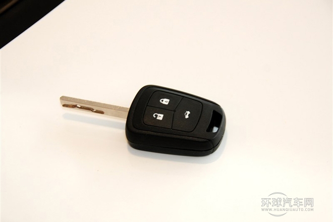 2013款 三廂 1.6L AT SX 風尚影音版